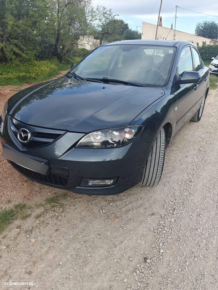 Mazda 3 Hatchback - 2