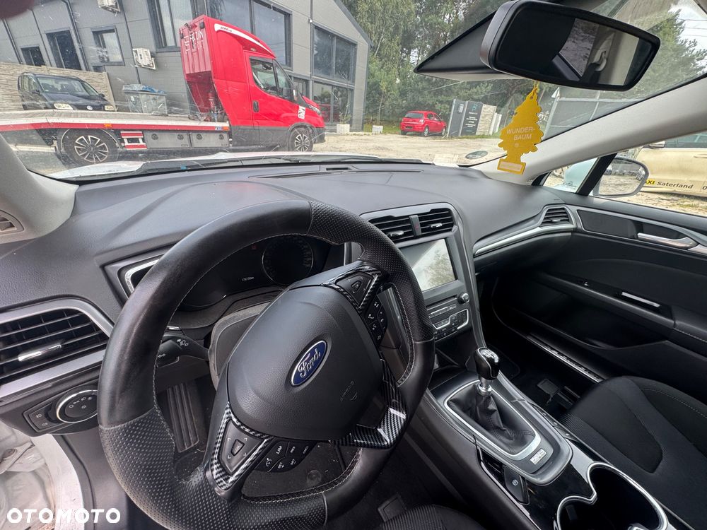 Ford Mondeo 1.5 EcoBoost Titanium - 11