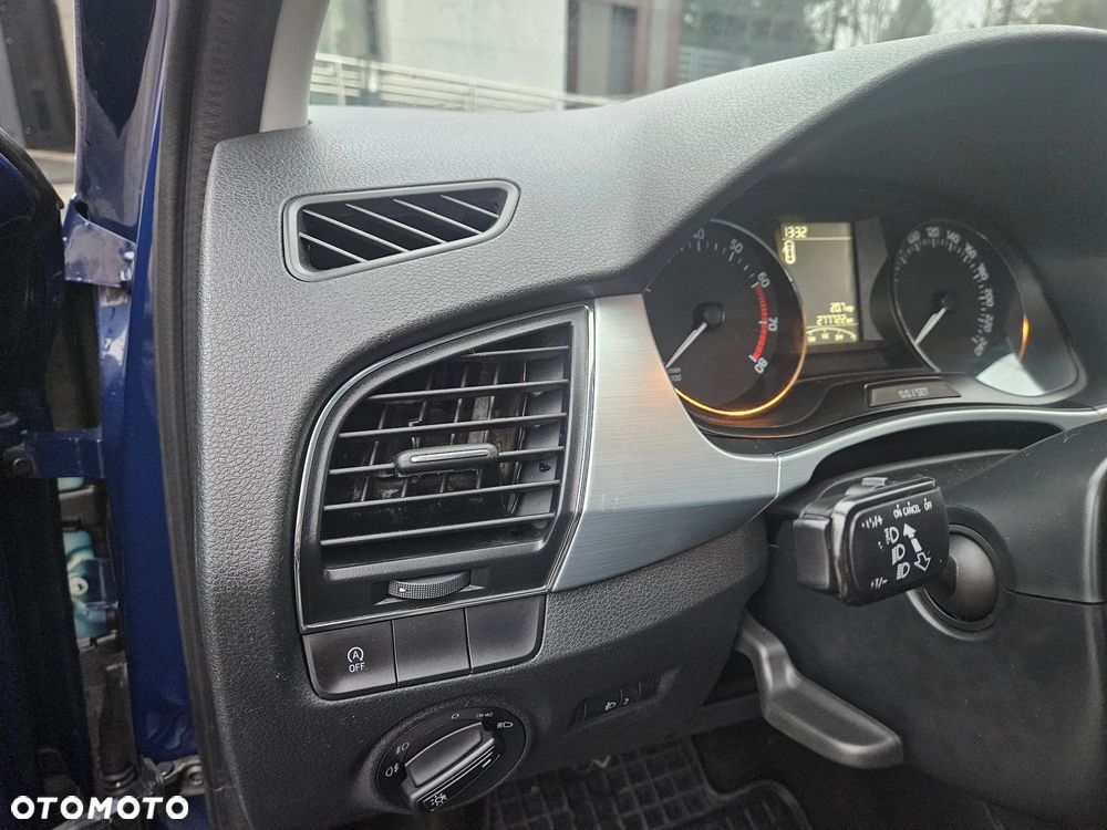 Skoda Fabia 1.0 Ambition - 11