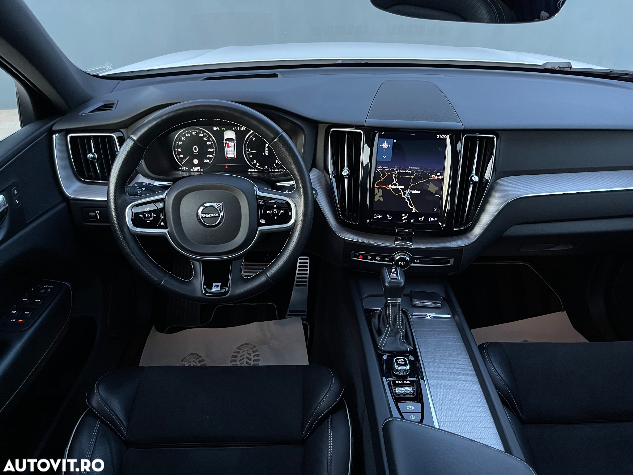 Volvo XC 60 D4 AWD R-Design - 5