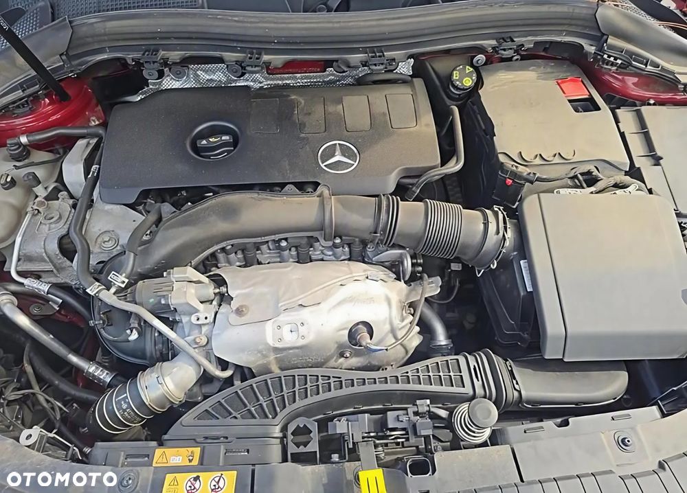 Mercedes-Benz GLA - 20