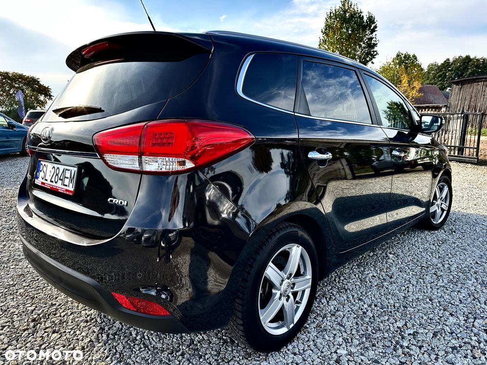 Kia Carens - 39