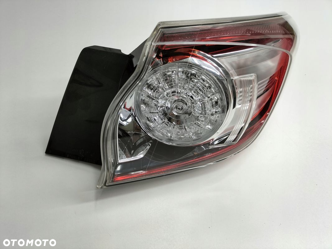 LAMPA PRAWY TYŁ TYLNA MAZDA 3 II BL 08-13 HB - 2