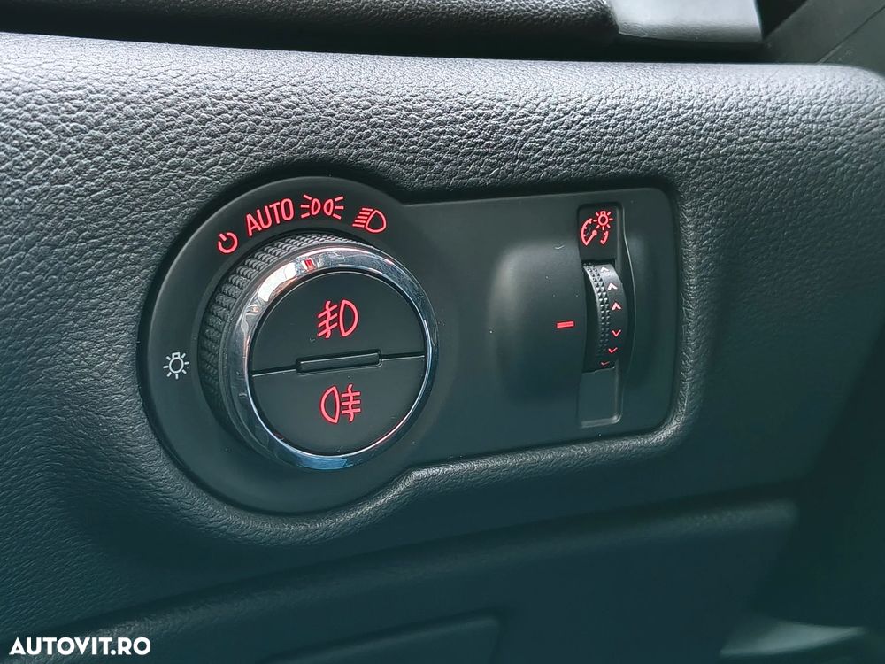 Opel Astra 1.4 EcoFLEX Edition - 32