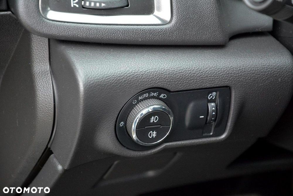 Opel Astra 1.4 Turbo Cosmo - 35