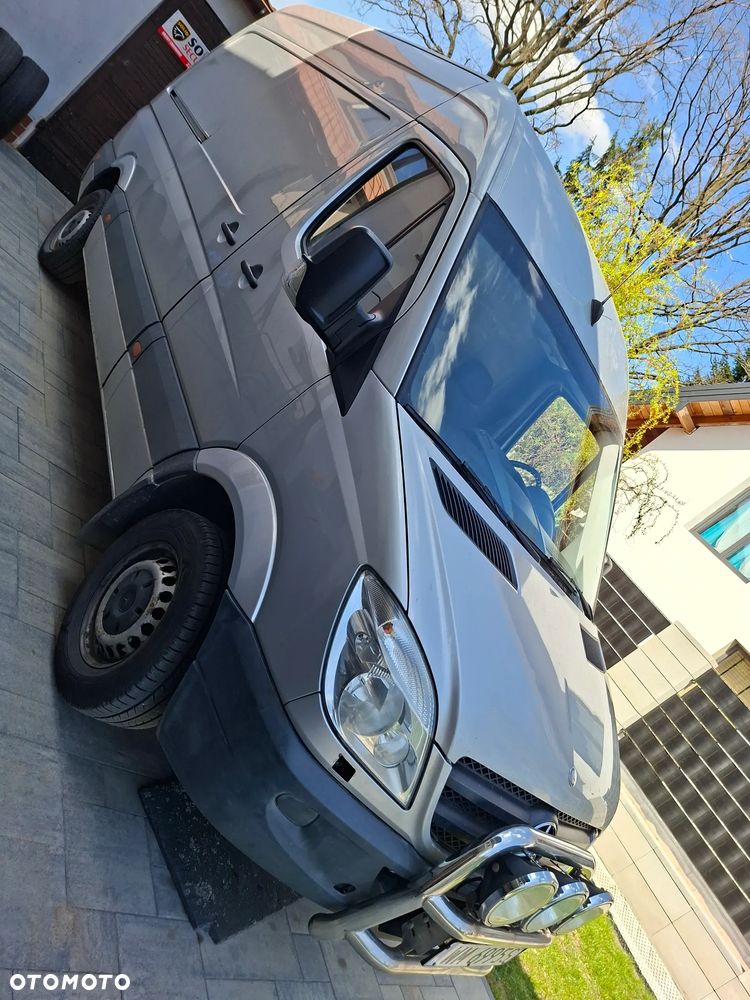 Mercedes-Benz Sprinter - 4