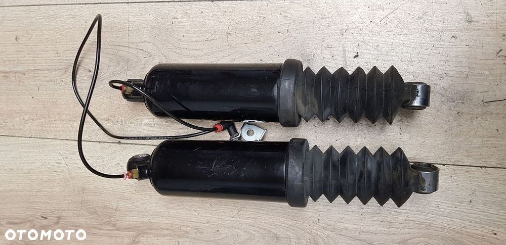 Amortyzatory pompowane para Harley Touring 54565-09 - 2