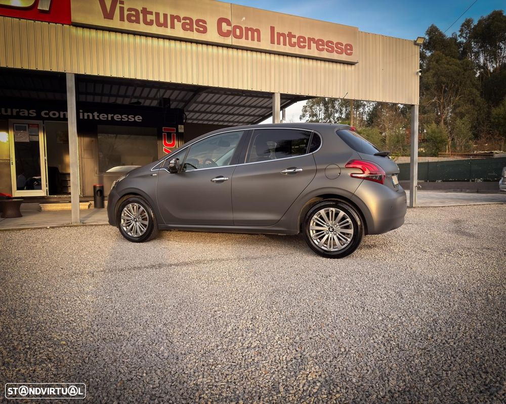 Peugeot 208 1.2 PureTech Style - 9