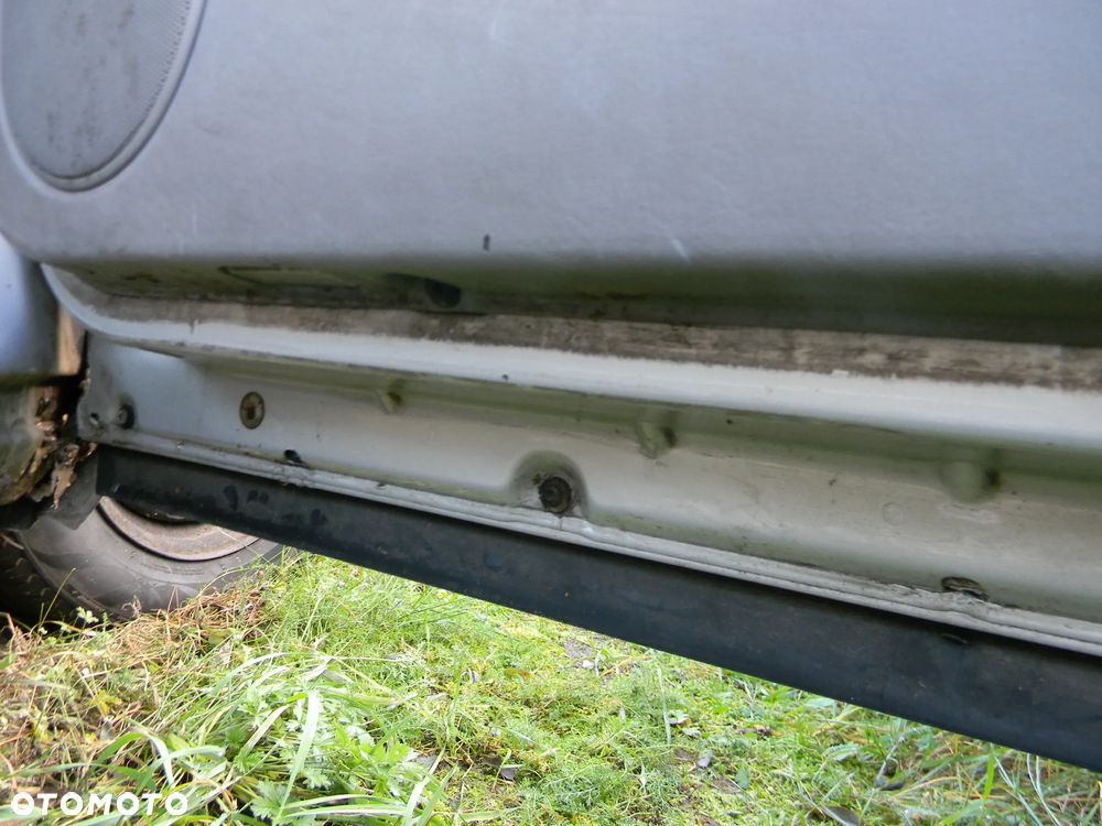 drzwi lewe prawe tył przód VW PASSAT B5 sedan LB7Z - 21