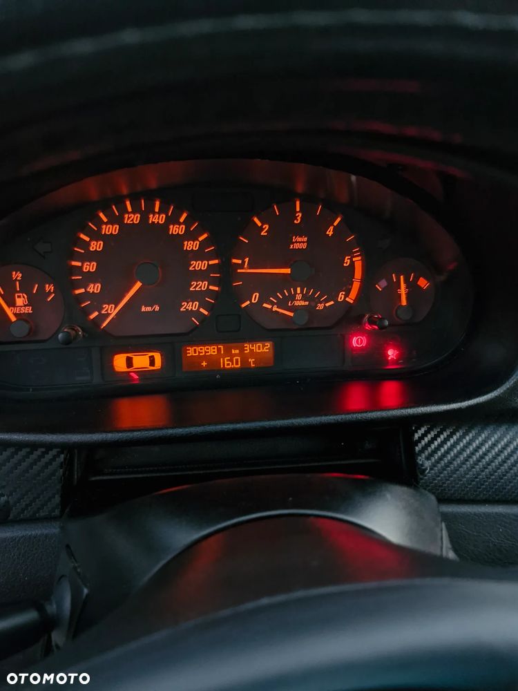 BMW Seria 3 320Cd - 11
