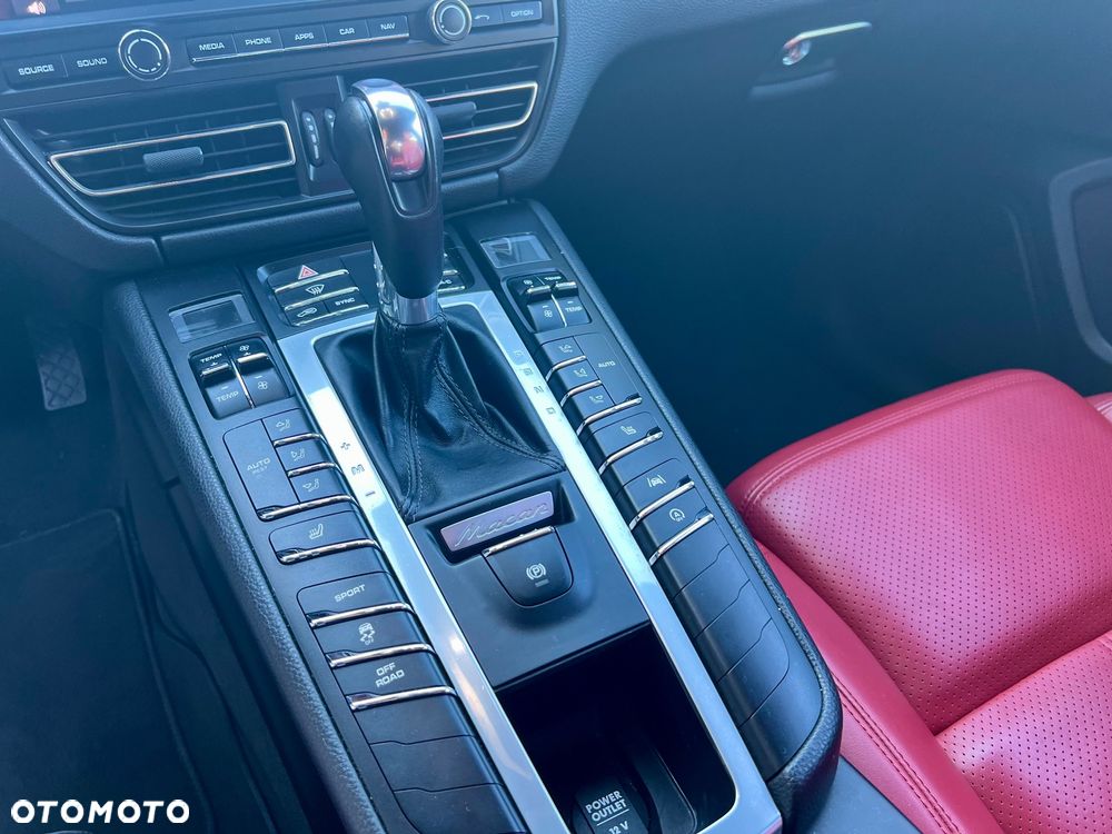 Porsche Macan PDK - 27