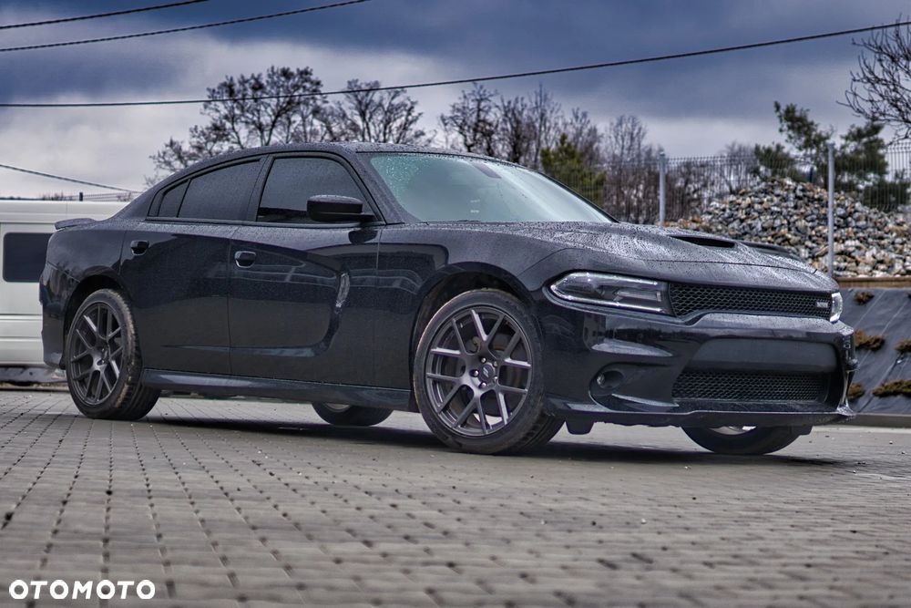 Dodge Charger - 7