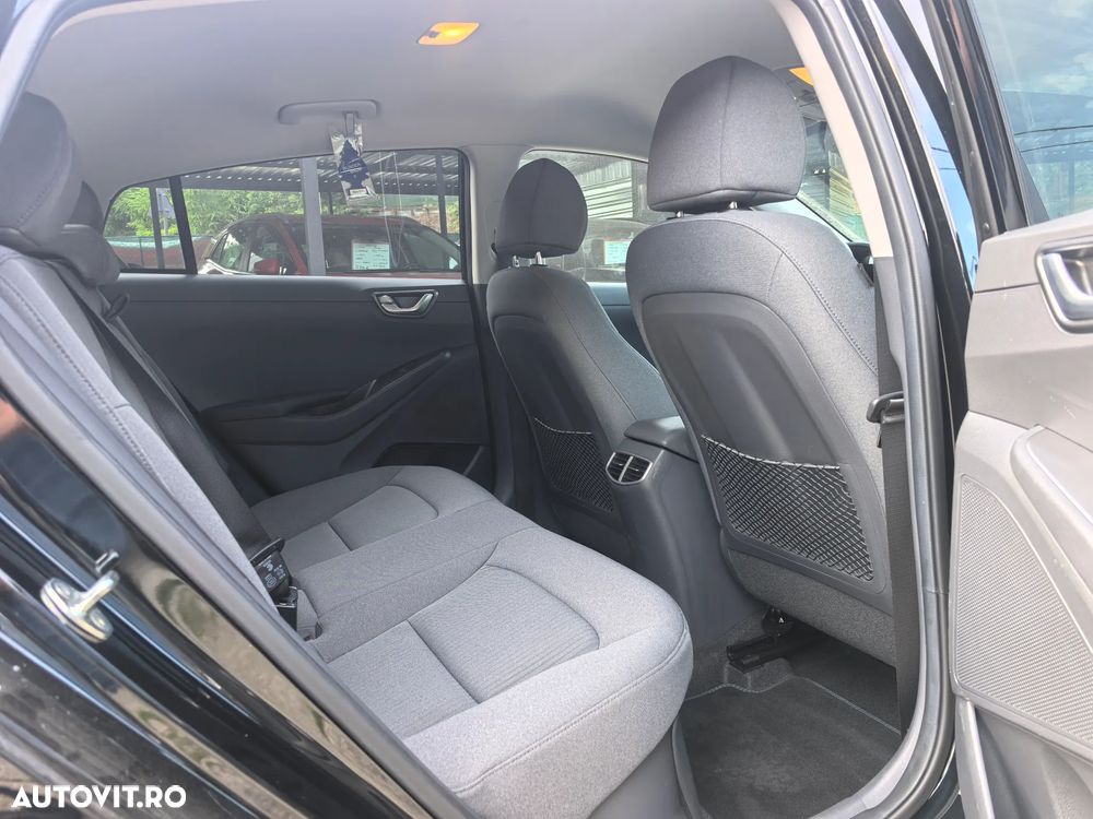 Hyundai IONIQ 1.6 GDI Style - 7