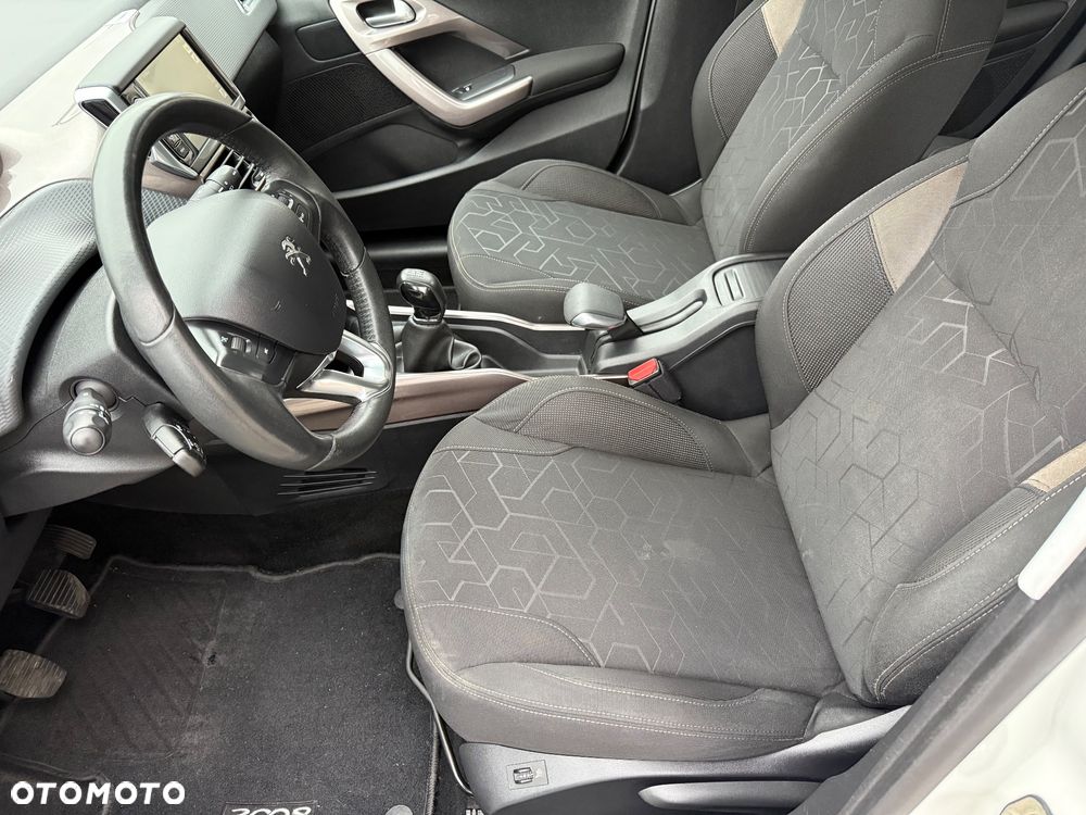 Peugeot 2008 PureTech 82 Active - 26