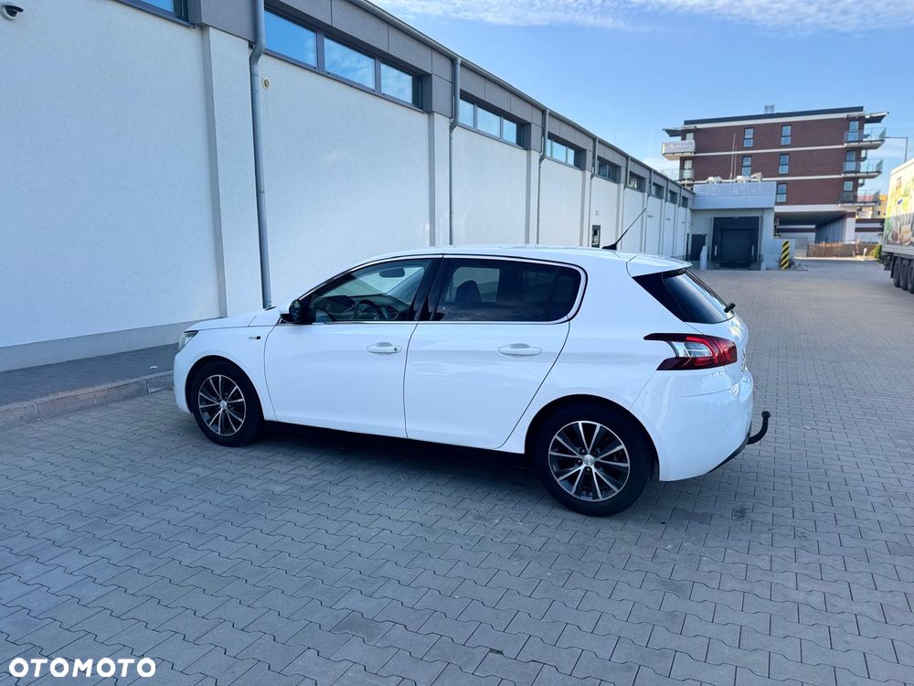 Peugeot 308 1.6 BlueHDi Allure S&S - 13