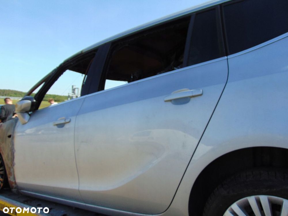 DRZWI LEWE TYŁ TYLNIE OPEL ZAFIRA C III Z176 - 1