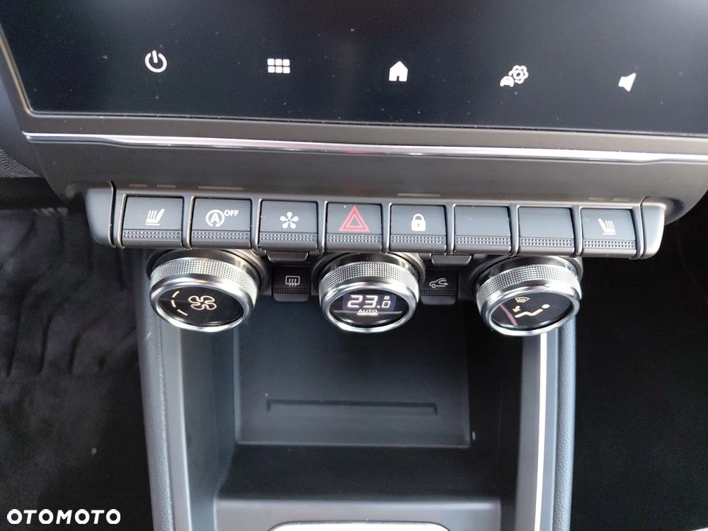 Renault Clio 1.0 TCe Techno - 18