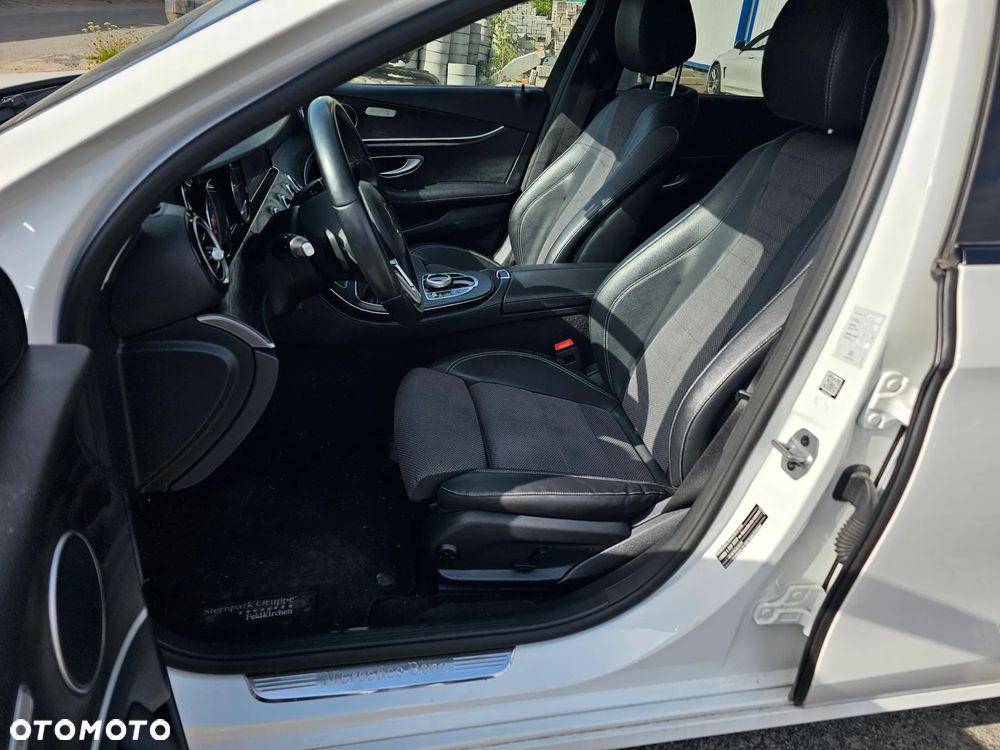 Mercedes-Benz Klasa E 220 d Avantgarde - 19