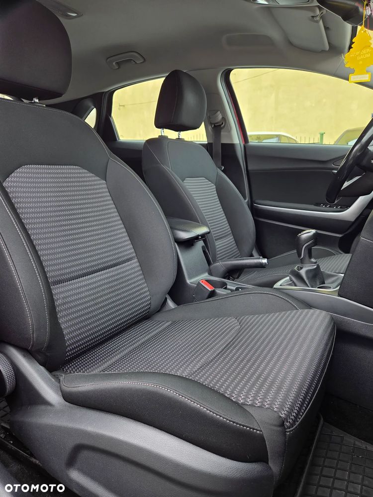 Kia Ceed 1.5 T-GDI M - 16