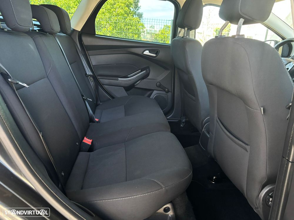 Ford Focus SW 1.0 EcoBoost S&S TREND - 9