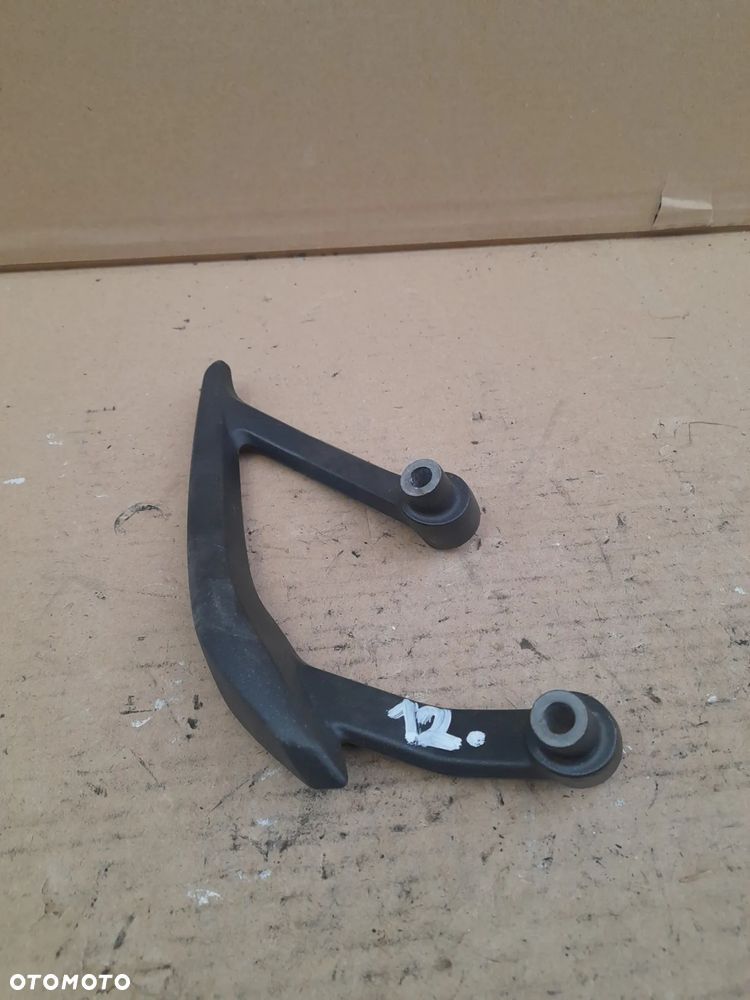 triumph tiger sport 2013 - 2014 uchwyt pasażera rączki mocowanie zadupka - 1