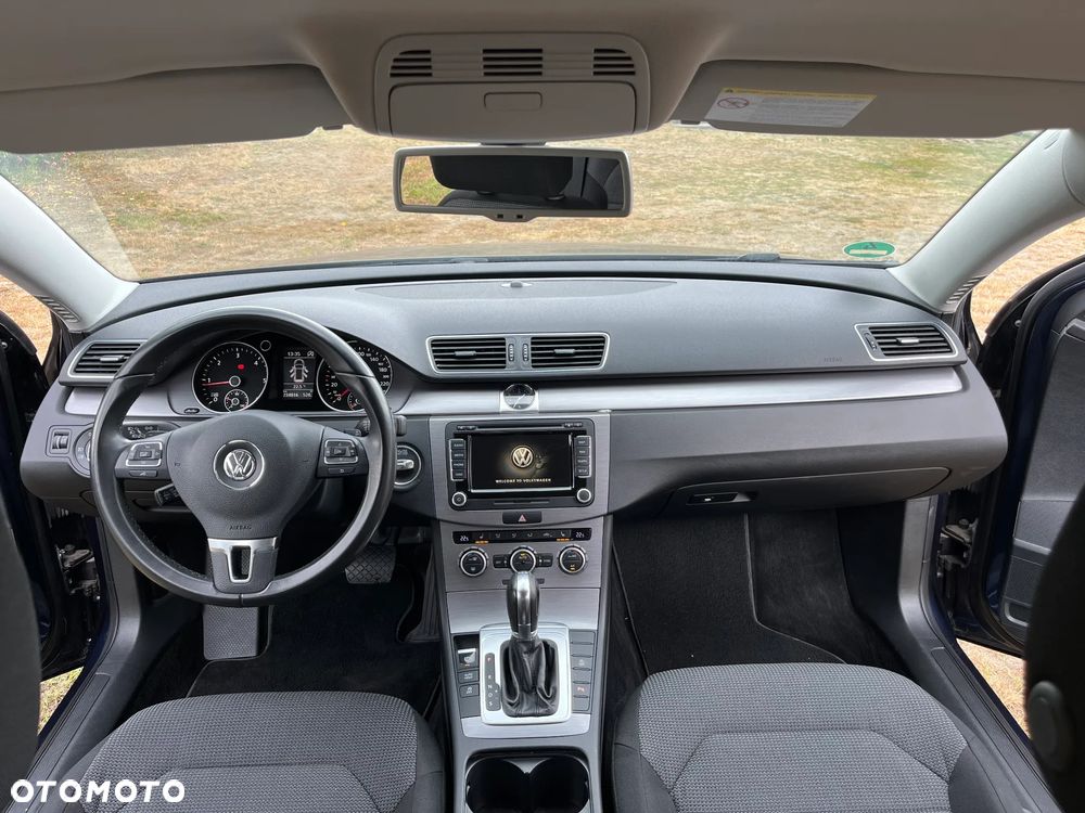 Volkswagen Passat 2.0 TDI DSG BlueMotion Technology Highline - 37