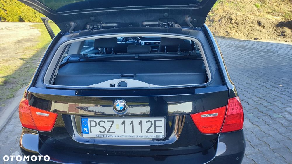 BMW Seria 3 320d - 12