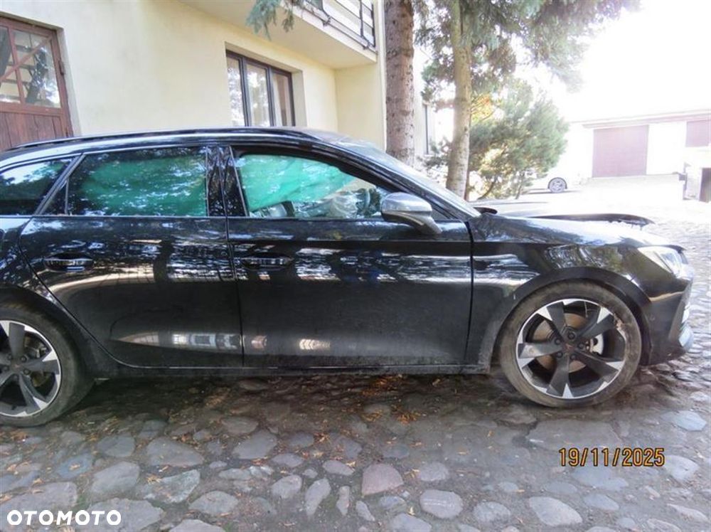 Cupra Leon Sportstourer - 3