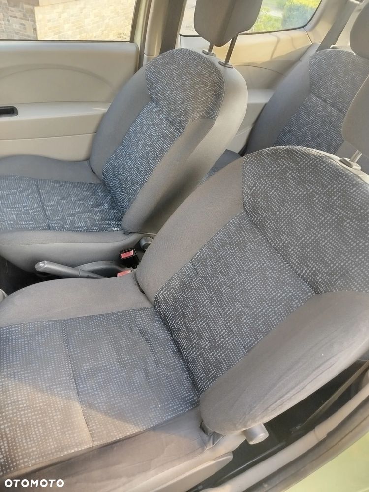 Renault Twingo 1.2 60 Authentique - 9
