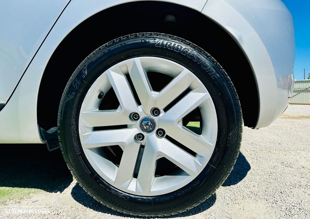 Renault Clio TCe 90 EQUILIBRE - 9