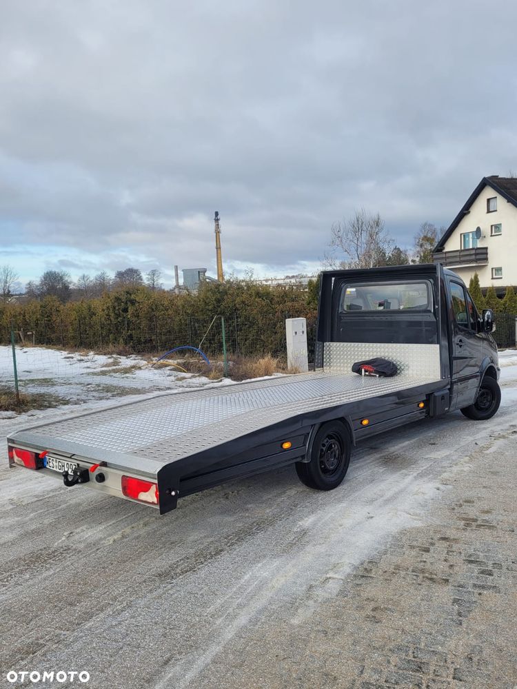 Mercedes-Benz Sprinter - 2