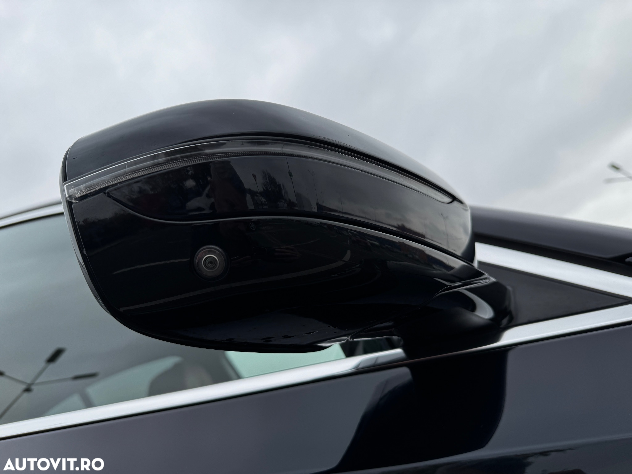 BMW Seria 5 530e Aut. Luxury Line - 7