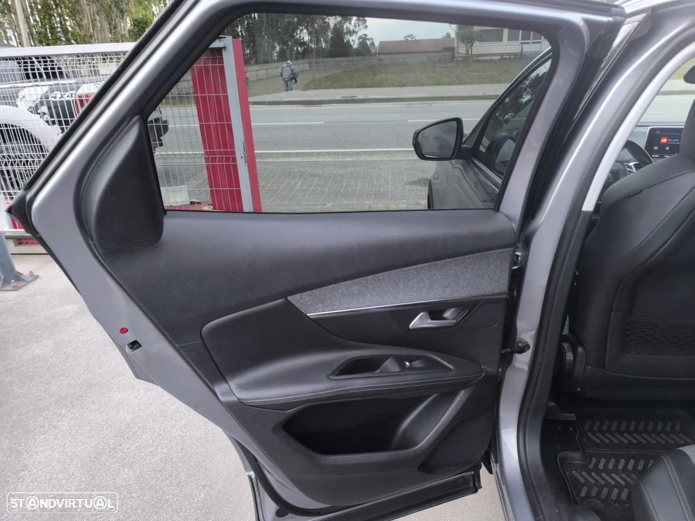 Peugeot 3008 BlueHDi 120 EAT6 Stop & Start Allure - 30