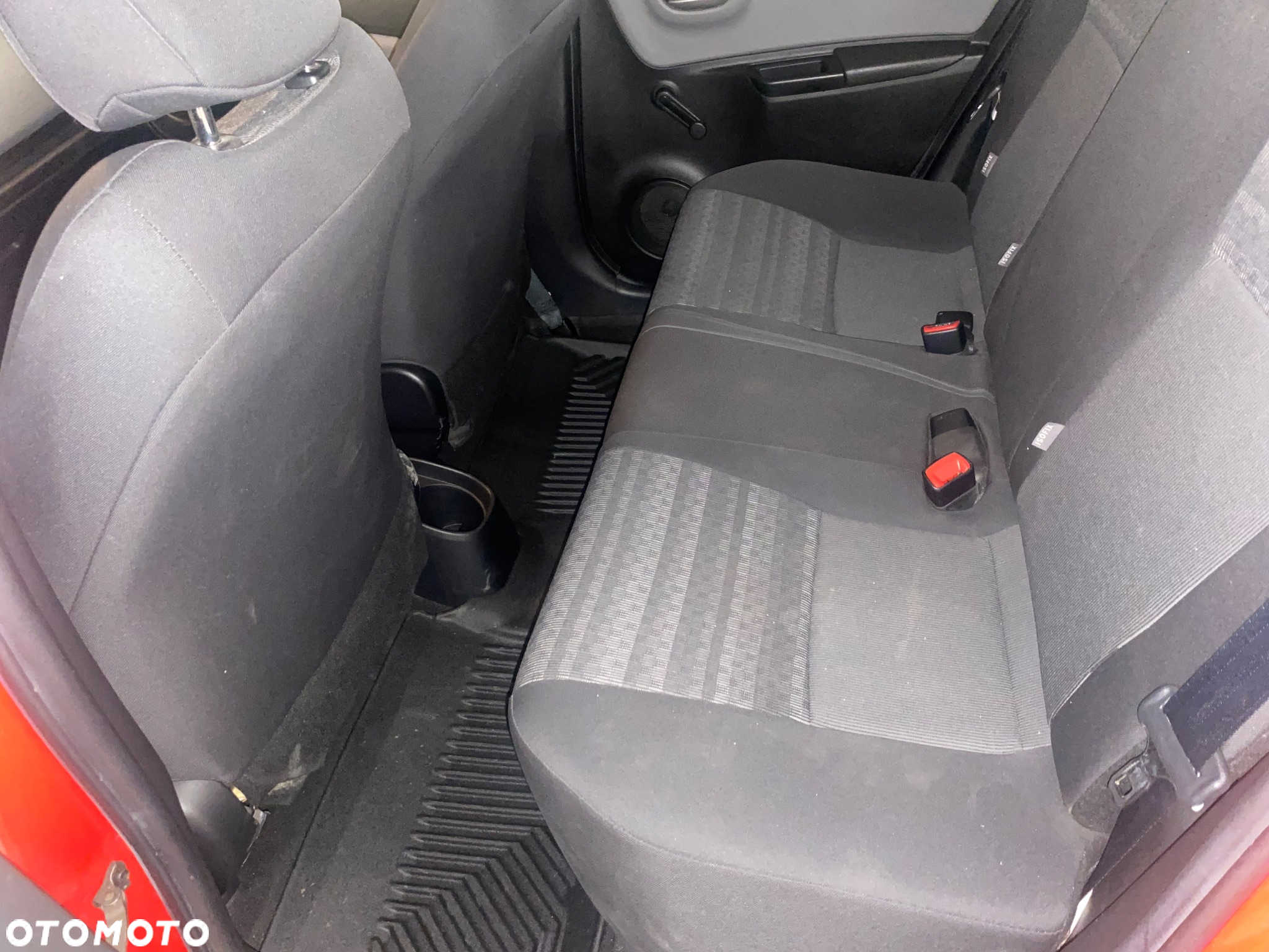 Toyota Yaris - 13