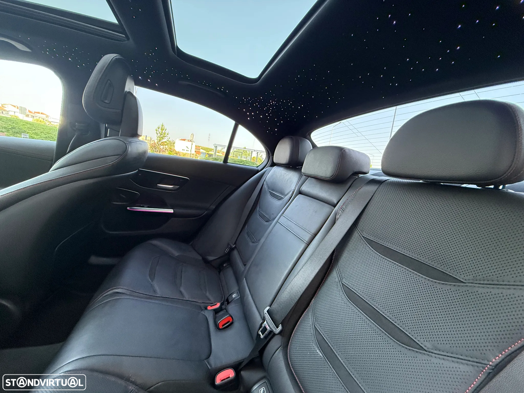 Mercedes-Benz C 43 AMG 4Matic Speedshift MCT9G Série Especial - 33
