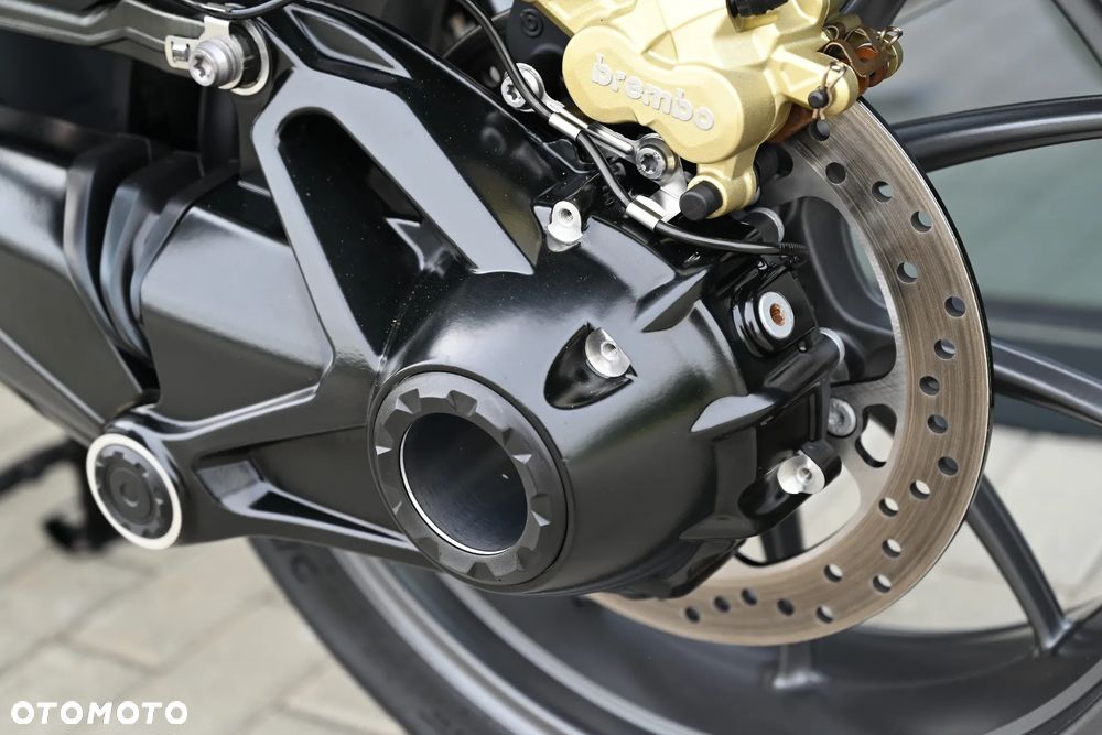 BMW R - 19