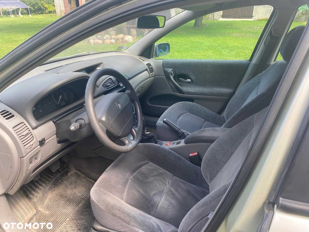 Renault Laguna - 6