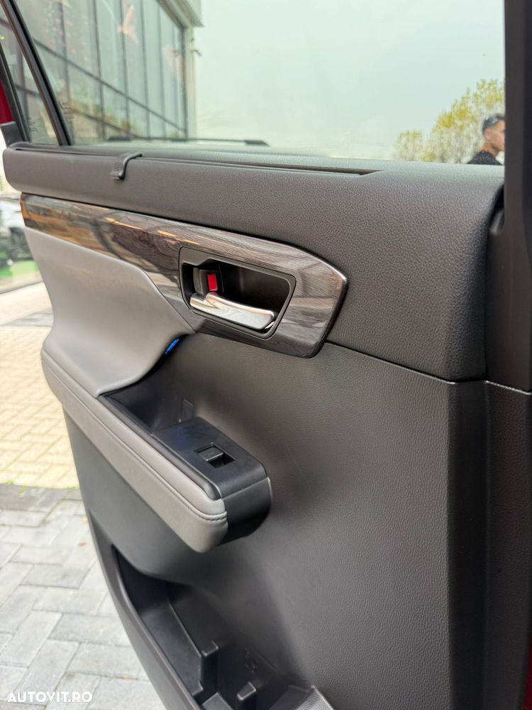 Toyota Highlander 2.5 L Dynamic Force 248CP Luxury Pearly - 15