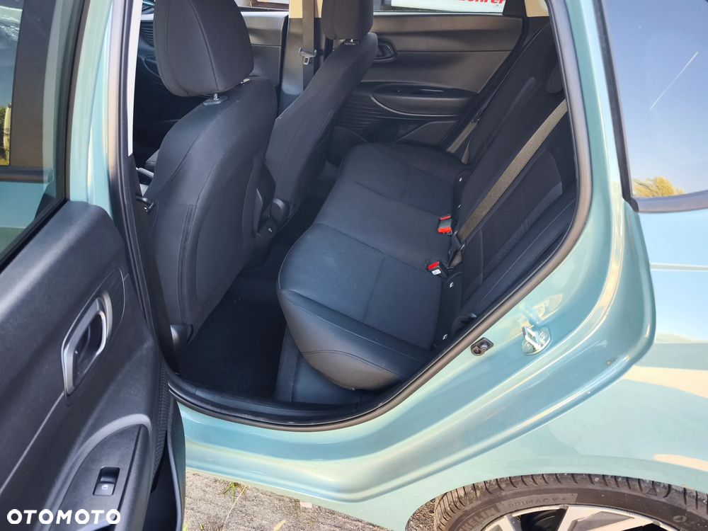 Hyundai i20 blue 1.2 Pure - 13