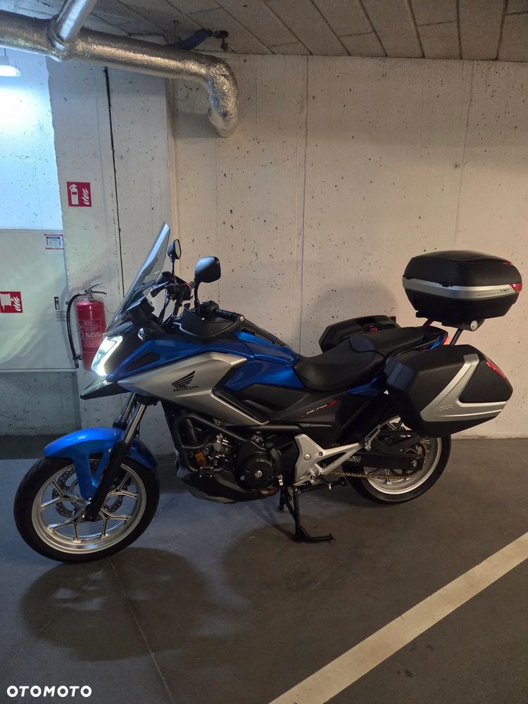 Honda NC - 15