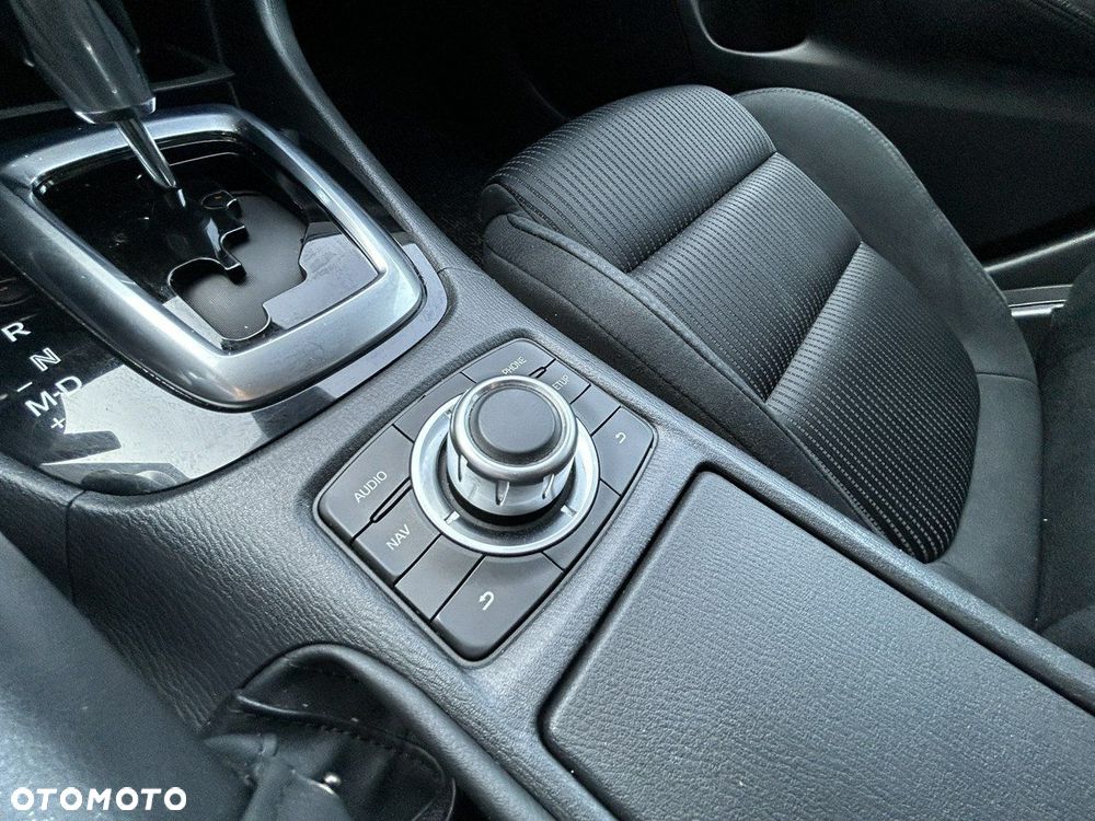 Mazda 6 2.2 Kombi SKYACTIV-D Center-Line - 18