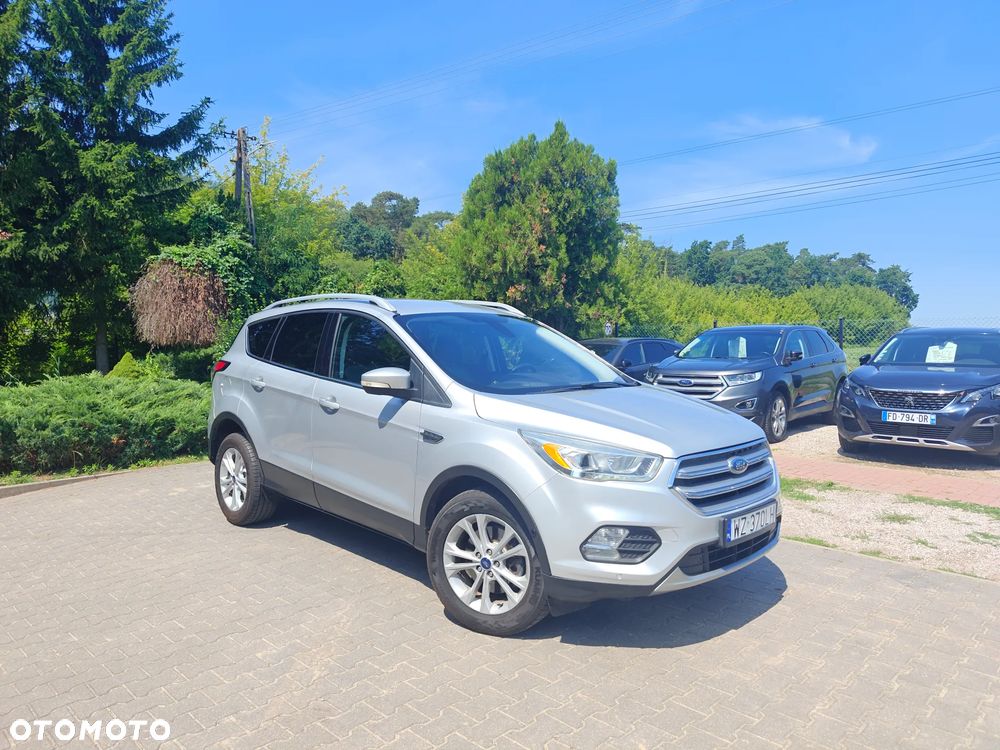 Ford Kuga 2.0 TDCi 4x2 Titanium - 4