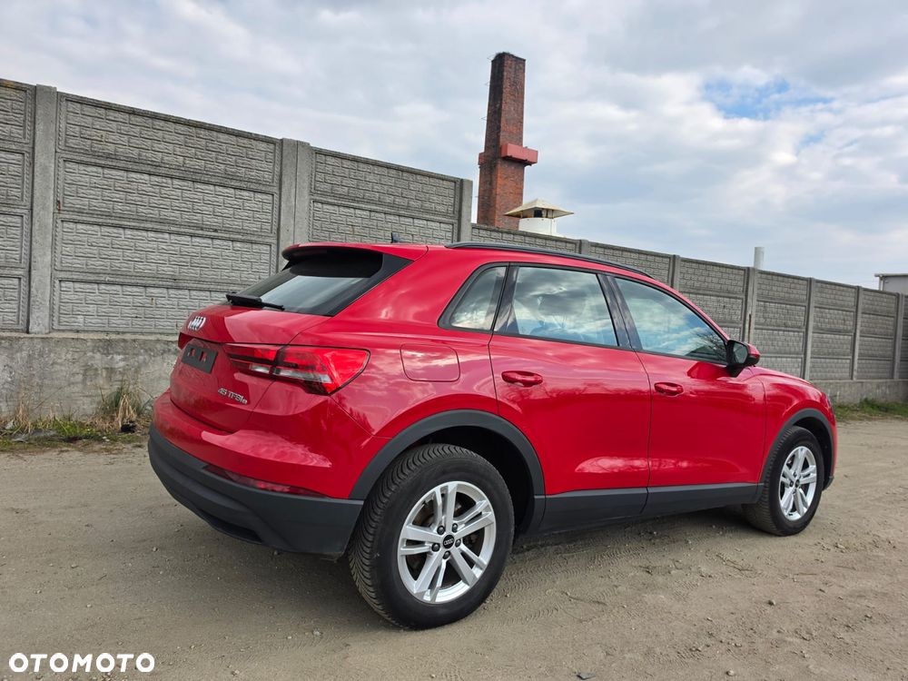 Audi Q3 45 TFSIe S tronic - 31