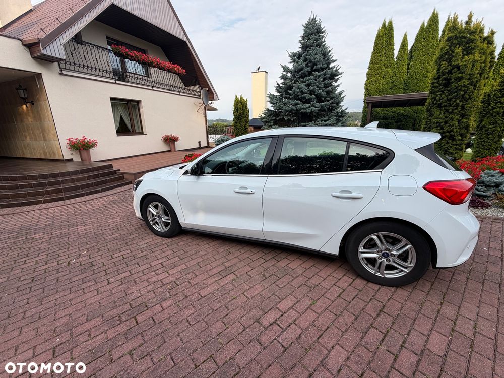 Ford Focus 1.5 EcoBlue Start-Stopp-System COOL&CONNECT - 6