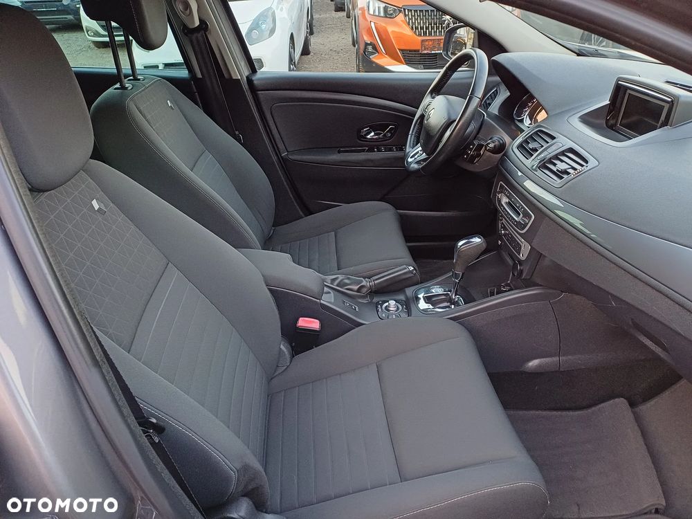 Renault Megane 1.2 16V TCe Limited EDC EU6 - 10