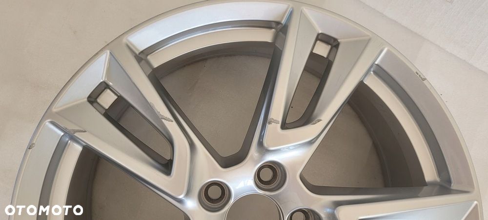 FELGA VOLVO XC60 II 7,5x18 18 ET50,5 5x108 31362866 - 4