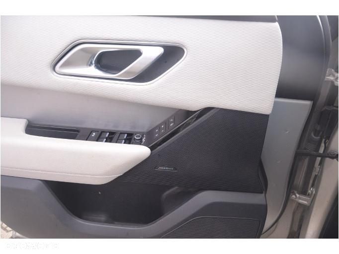 Land Rover Range Rover Velar - 28