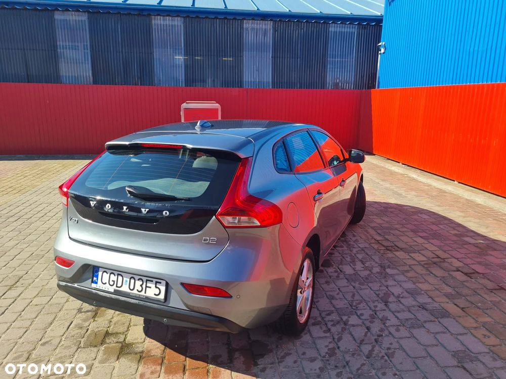 Volvo V40 - 8