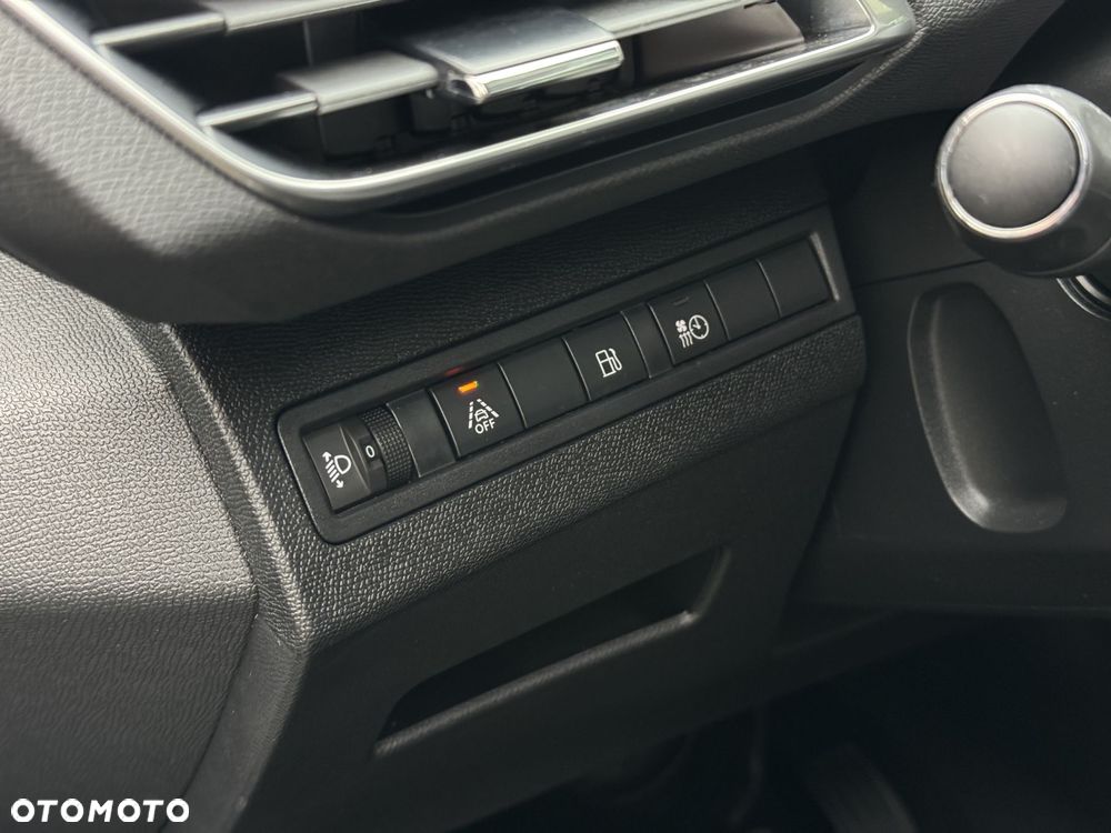 Peugeot 3008 1.6 PureTech Hybrid PHEV Allure Pack S&S EAT8 - 23