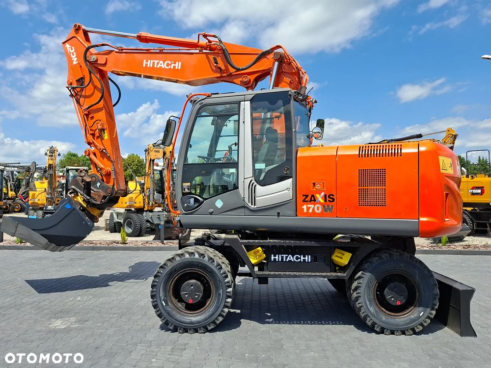 Hitachi ZX170 ROTOTILT - 11